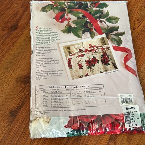 NEW Bardwil linens poinsettia Christmas tablecloth oblong size 60 x 84 - Picture 3 of 4